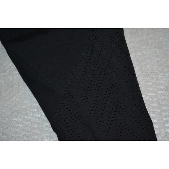 30164 Athleta Gym Pants Leggings Capris Workout Black Size Small Womens - Picture 10 of 12